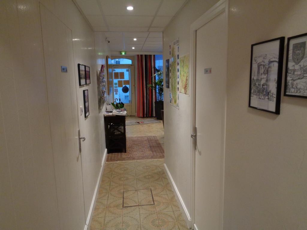 Hotel De Montaulbain Verdun-sur-Meuse Екстериор снимка